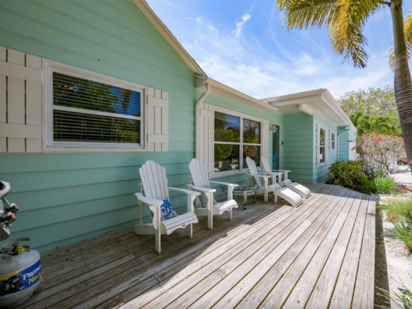 Three Bedroom Lido Key Vacation Home Sleeps Eight Guests